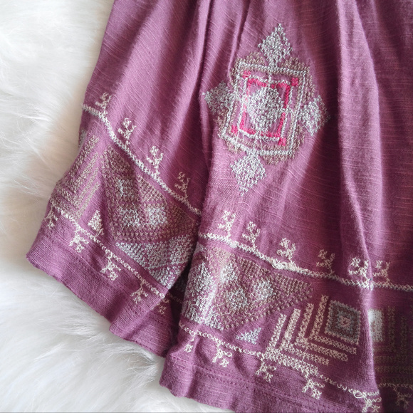 Free People Dresses & Skirts - FREE PEOPLE Boho Embroidered Skirt NWT
